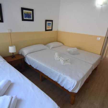 Rnet - Port Estrella 8 Villa โรเซส ภายนอก รูปภาพ
